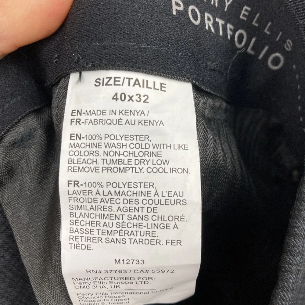 Perry Ellis Modern-Fit Flat Front Dress Pants 40W 32L‎ Black Grey Plaid